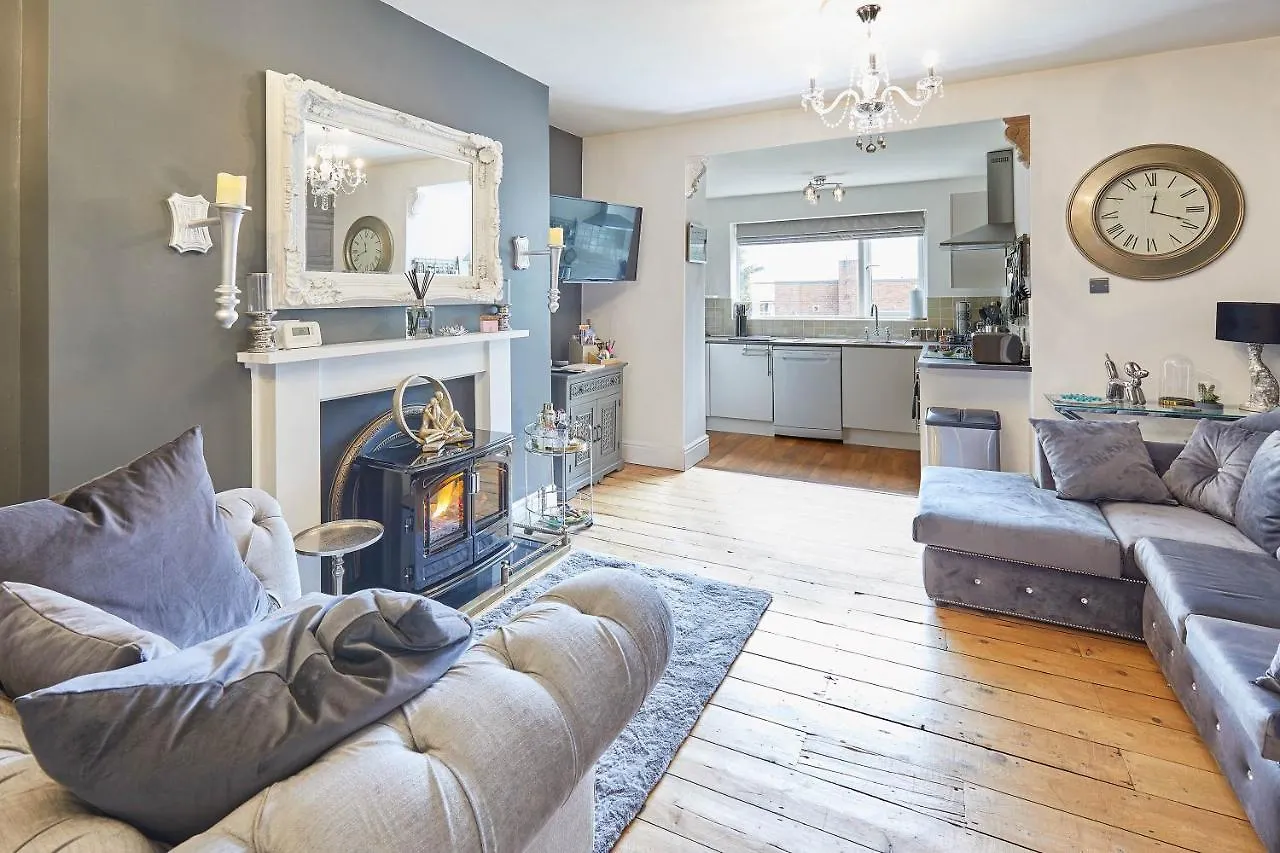Host & Stay - Apartment 2, 15 Prospect Hill location